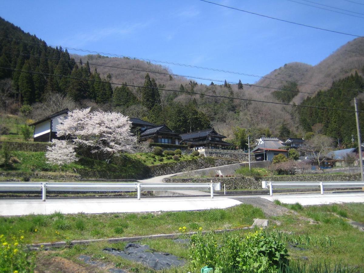 Japanese Style Inn Dohzen Miwa Niimi Bagian luar foto